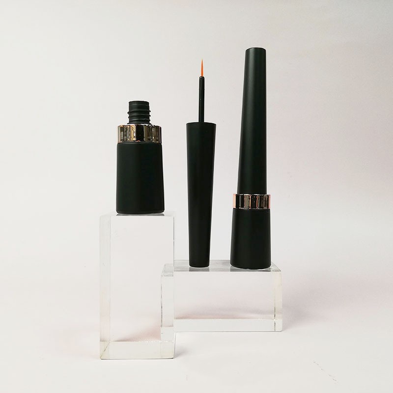 Factory Liquid Eyeliner Bottle 8ml Black With Rose Gold False Eyelash Expansion Glue Packaging Thin Tip Hot Stamping Printing - EL1746 - Image 5