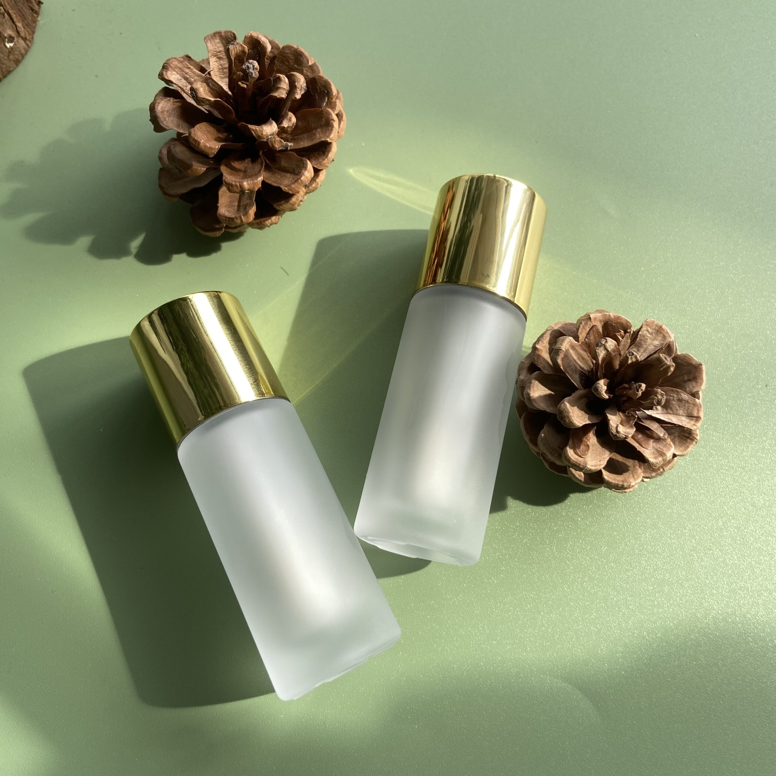 New Arrival Round Cylinder 20ml 30ml Liquid Blush Foundation Glass Bottle With Big Brush Applicator - GBS100 - Image 2