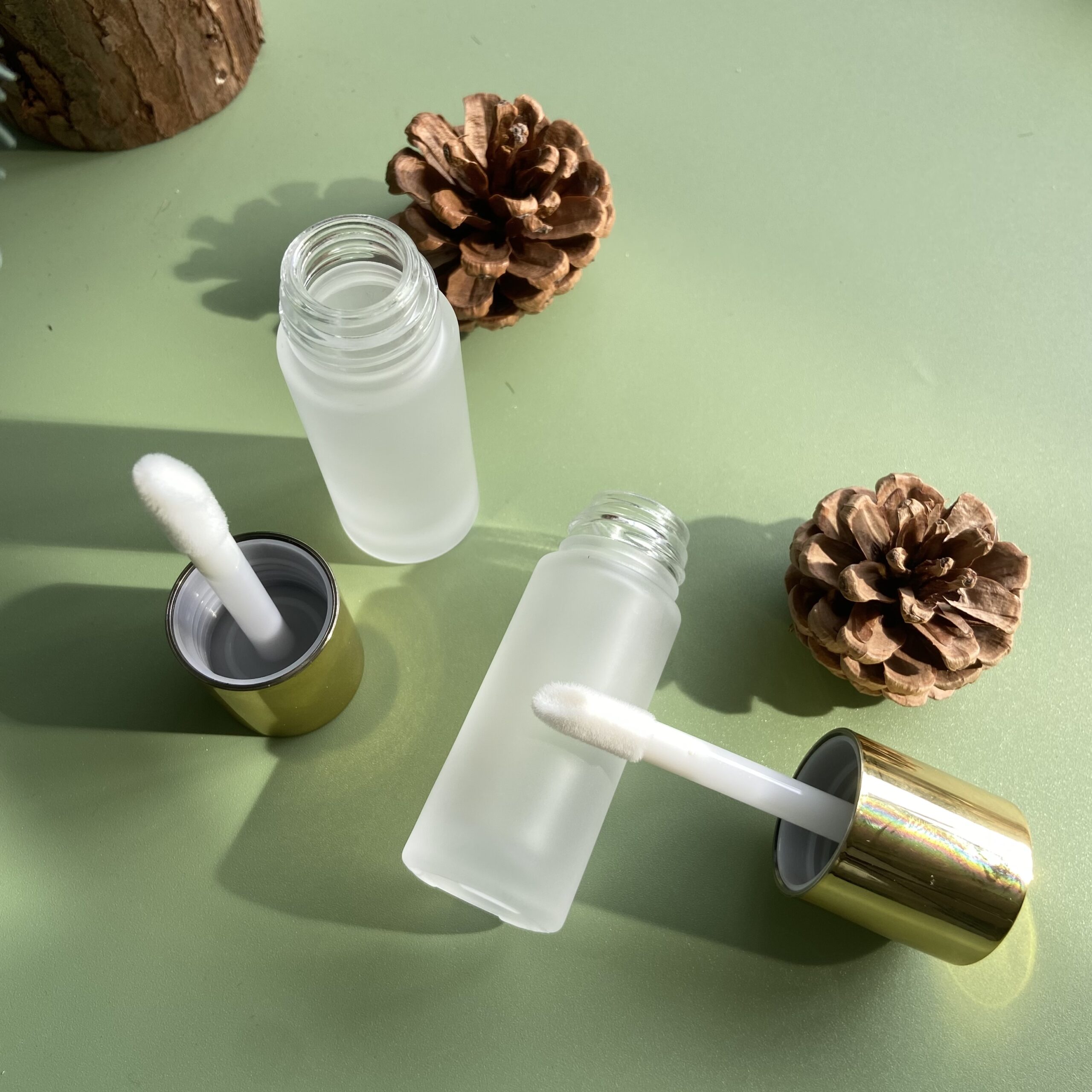 New Arrival Round Cylinder 20ml 30ml Liquid Blush Foundation Glass Bottle With Big Brush Applicator - GBS100 - Image 3
