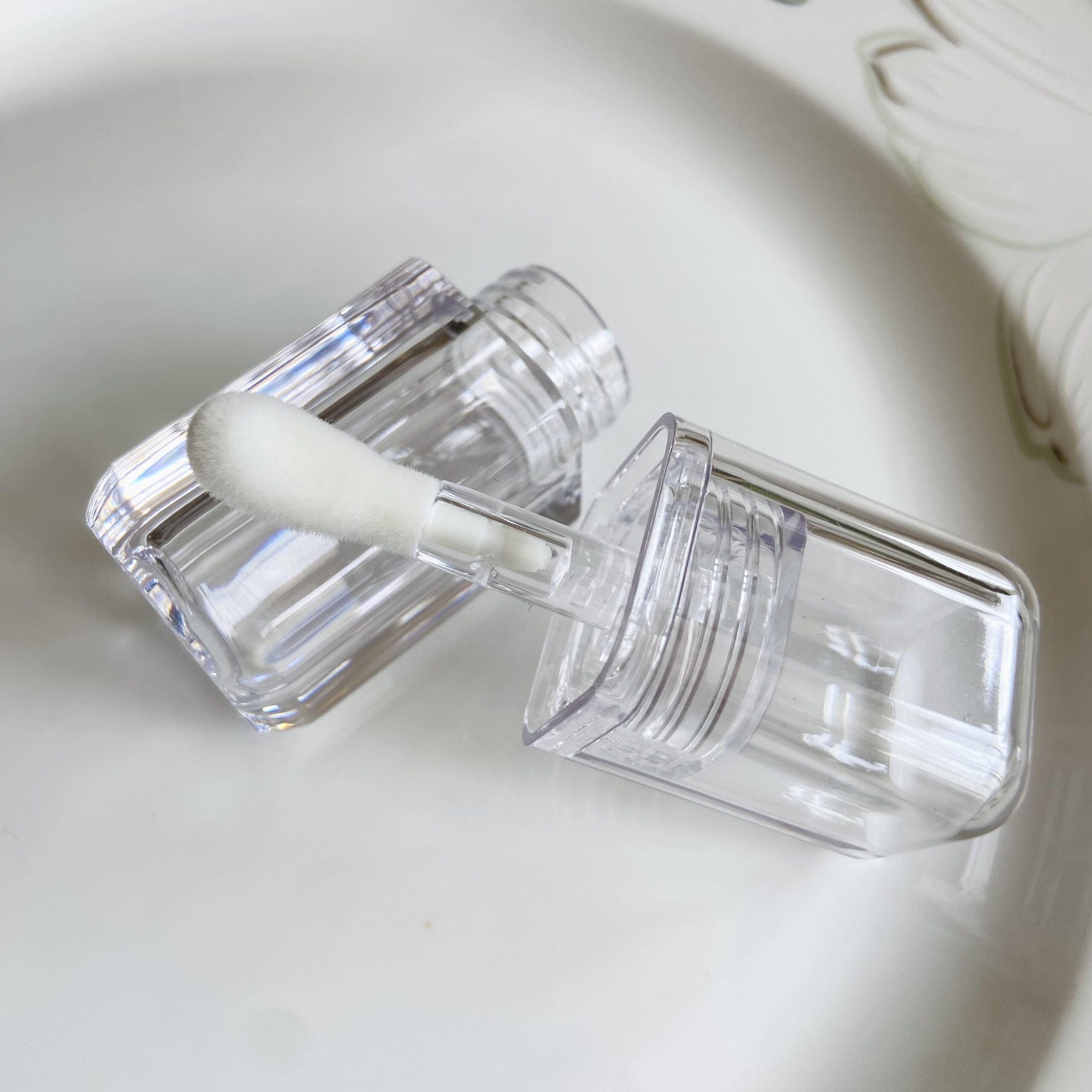 Custom Color 5ml Fat Square Transparent Lip Gloss Packaging Lip Oil Bottle With Big Brush Applicator - LG2290 - Image 6