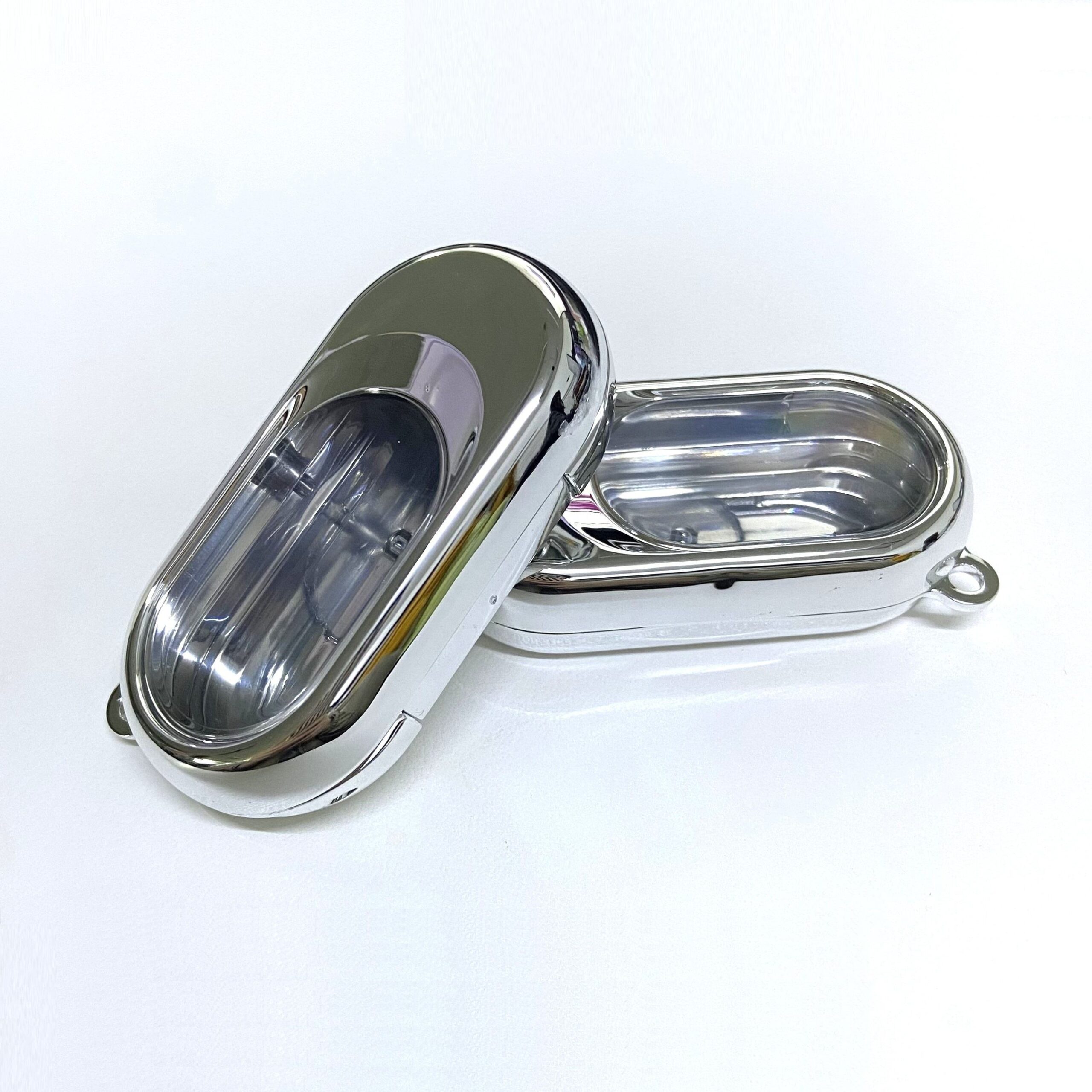 Empty Portable Oval Magnetic Lip Balm Lipstick Container Eye Shadow Blush Case With Key Chain Design - P282 - Image 4