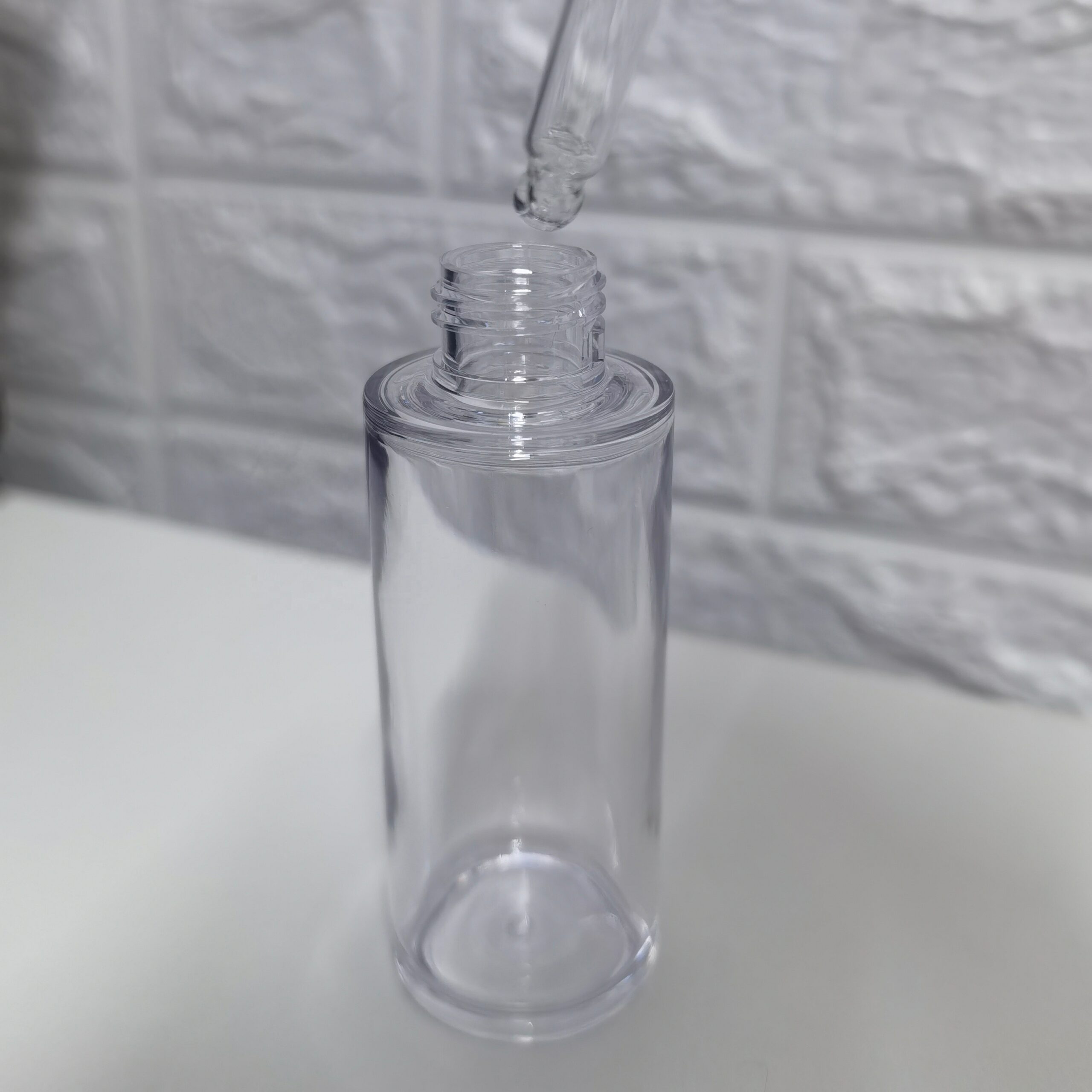 Skin Care Package 30ml Round Plastic Serum Bottle Glass Dropper Essential Oil Lotion Clear Bottle PP Rubber Cap Flat Shoulder - PB1319D - Image 3