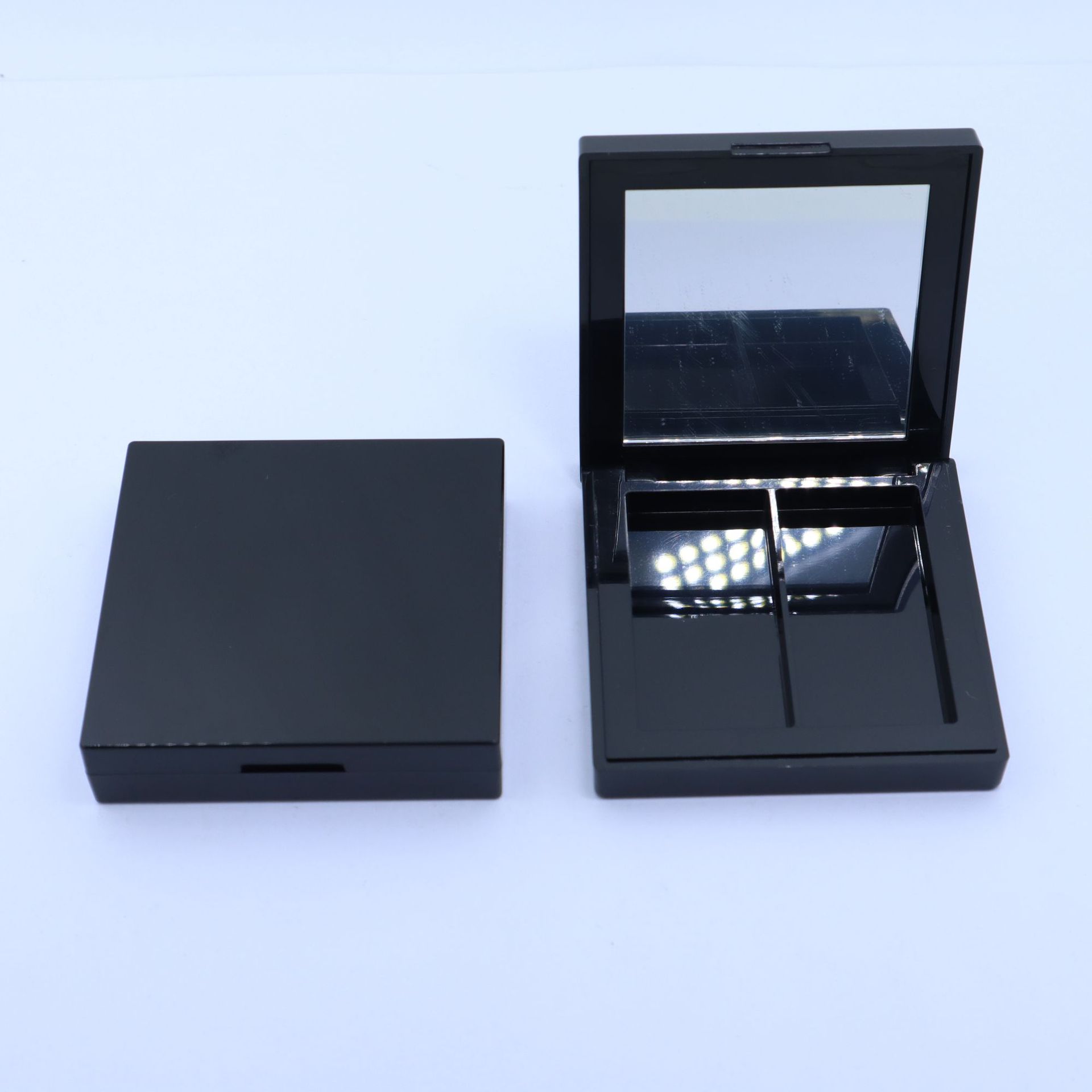 Empty 2 IN 1 Square 2 Colors Grids Bronzer Highlighter Blush Pressed Compact Powder Case Packaging - P121 - Image 4